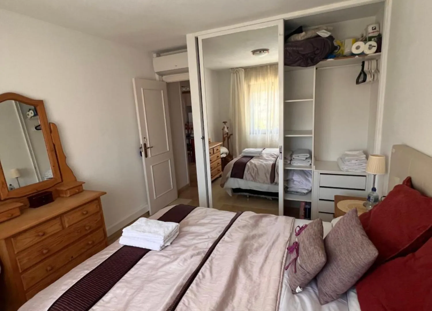Beautiful 2 Beds-Near Coast With Pool & Balcony Apartamento Mijas Espanha