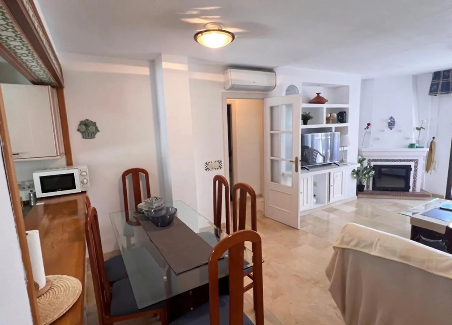 Beautiful 2 Beds-Near Coast With Pool & Balcony Apartment Mijas