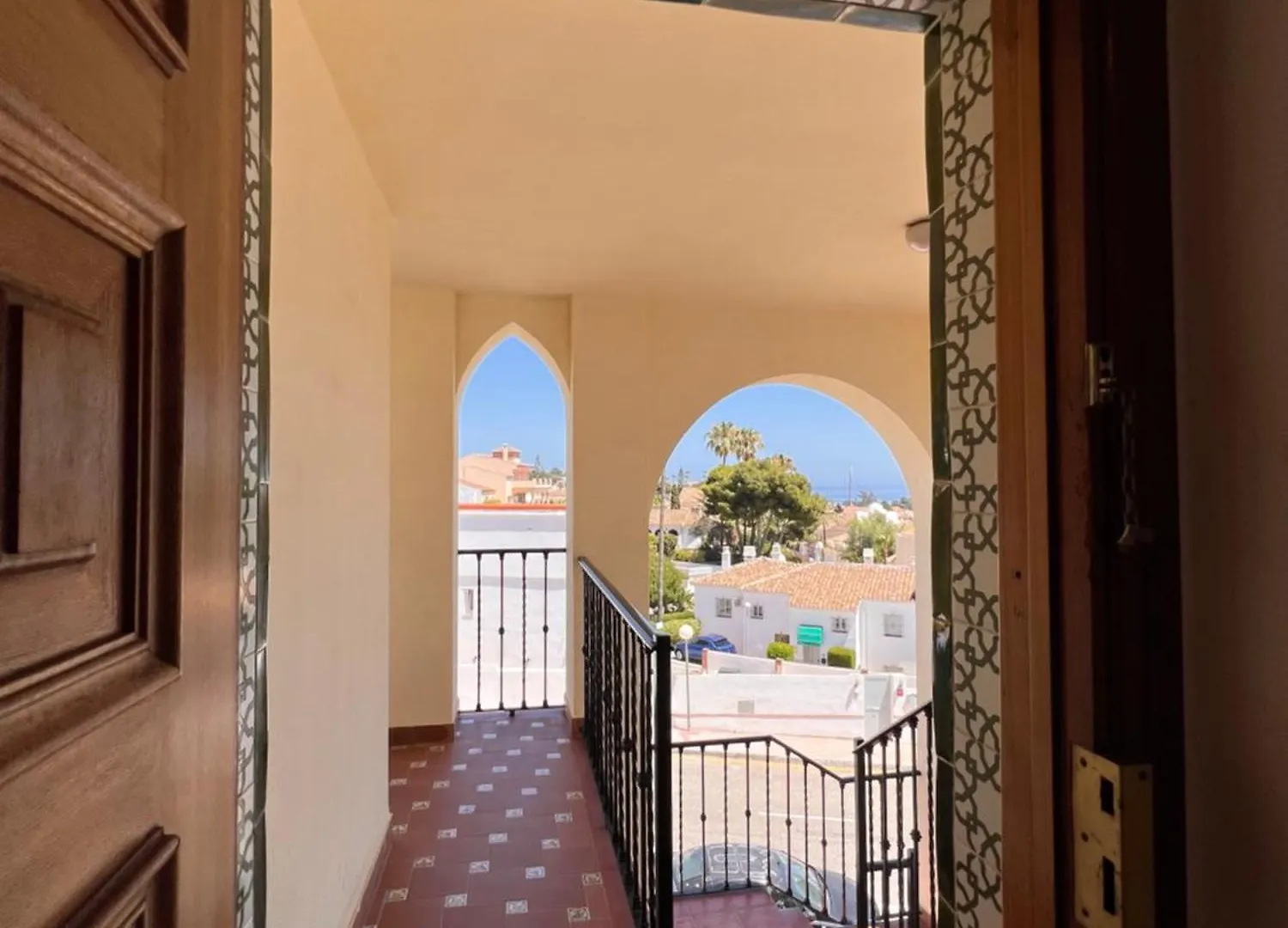 Beautiful 2 Beds-Near Coast With Pool & Balcony Apartment Mijas