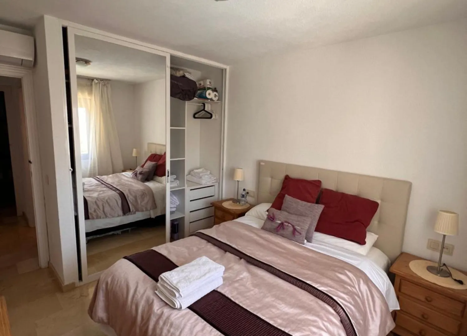 Beautiful 2 Beds-Near Coast With Pool & Balcony Apartment Mijas